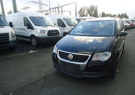 VW Touran Volkswagen Trendline