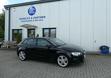 Audi A3 Sportback sport // Scheckh., R-Cam, Sitzh.,