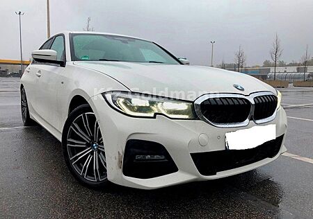 BMW 320dA xDrive M-Sport Laser Head-Up Kamera360°