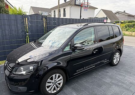 VW Touran Volkswagen 2.0 TDI DSG Style