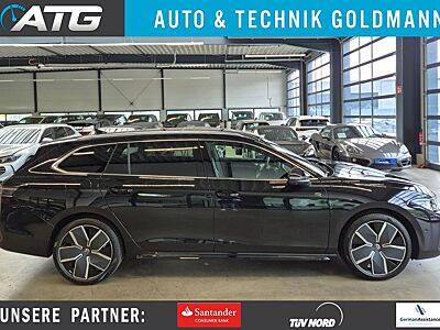 Volkswagen PASSAT VARIANT 2.0 TSI 4M R-LINE IQ PANO HUD AHK