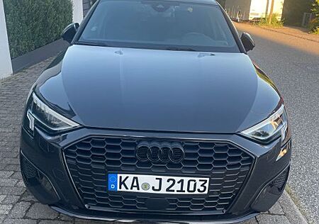 Audi A3 8YS Sportlimousine 2. Hand