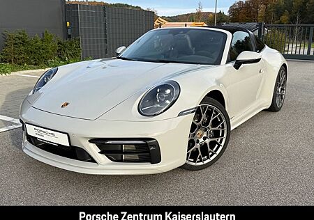 Porsche 992 911 Targa 4 Sportabgasanlage Rückfahrkamera