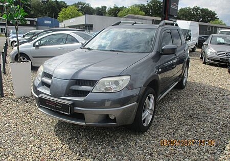 Mitsubishi Outlander 2.4 Intense