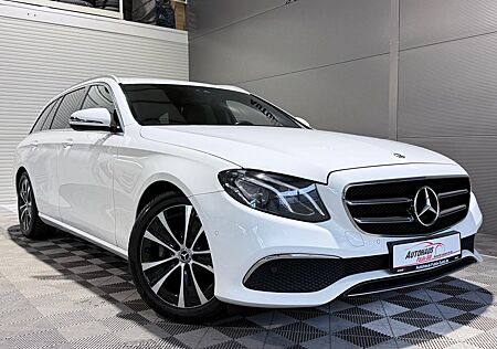 Mercedes-Benz E 220 E 220d T°Avantgarde°AHK°RFK°LED°SHzg°Widescreen°