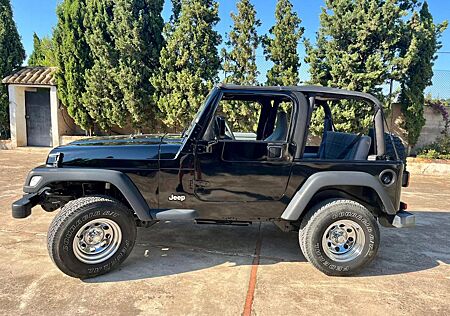 Jeep Wrangler 2.5 Sport