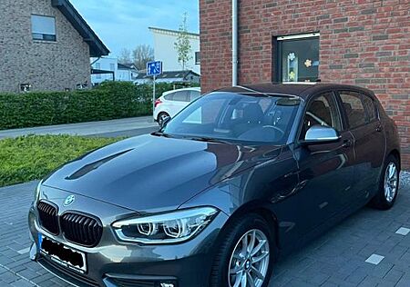 BMW 118i Advantage Advantage