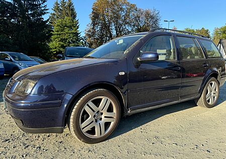 VW Bora Volkswagen Variant Highline 2,0 BENZIN TÜV NEU