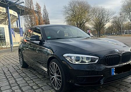 BMW 118i LED NAVI M Lenkrad KLIMAAUT SITZHZG PDC