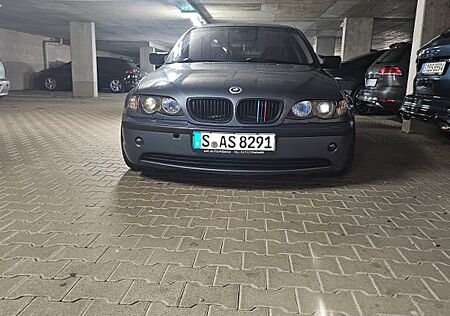 BMW 318i -