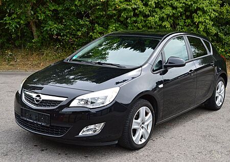 Opel Astra J Lim. 5-trg. Design Edition-KLIMA