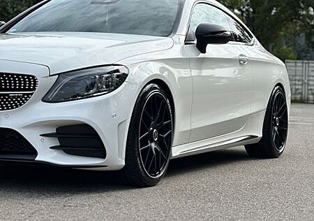 Mercedes-Benz C 300 Coupé 9G-Tronic AMG line Night Packet