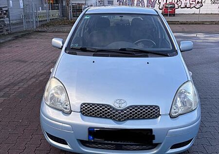 Toyota Yaris 1.3 -