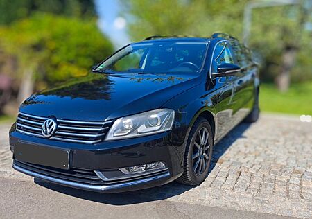 VW Passat Variant Volkswagen 2.0 TDI Comfortline, Xenon, AHK