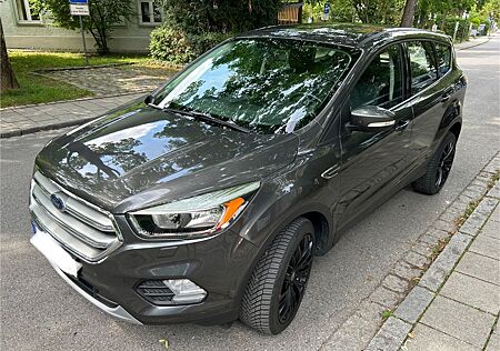 Ford Kuga 1.5 Ecoboost Sport/19 Zoll Alu/6Gang/Navi/