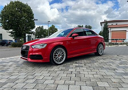 Audi A3 1.8 TFSI S tronic quattro S line S line
