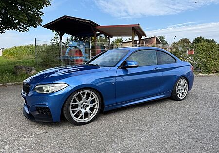 BMW M235i Coupé Deutsches Fahrzeug