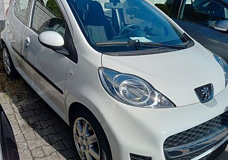 Peugeot 107 Black & Silver Edition 70 Black & Silver...