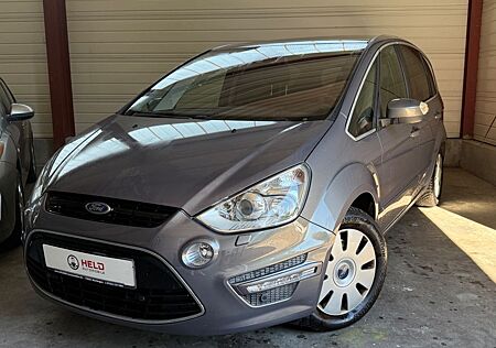 Ford S-Max Titanium
