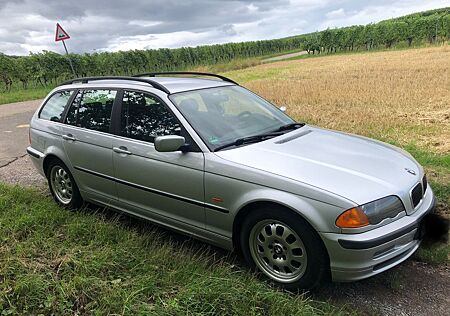 BMW 320i touring -