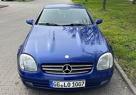 Mercedes-Benz SLK 200 -