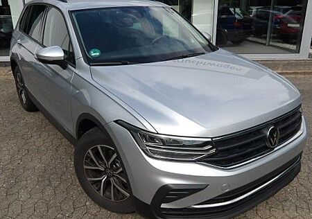 VW Tiguan Volkswagen Life 2.0 TDI DSG