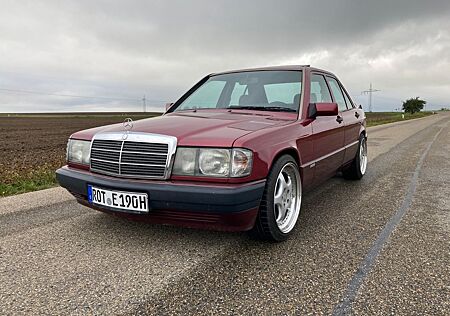 Mercedes-Benz 190 gebraucht kaufen Mercedes-Benz 190 190E 2.0 Sportline almandinrot