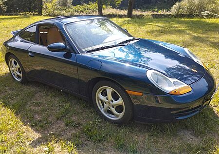 Porsche 996 Carrera Coupé sehr geringer Kilometerstand