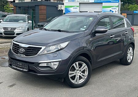 Kia Sportage Spirit 4WD Aut. Xenon Navi Kamera Leder
