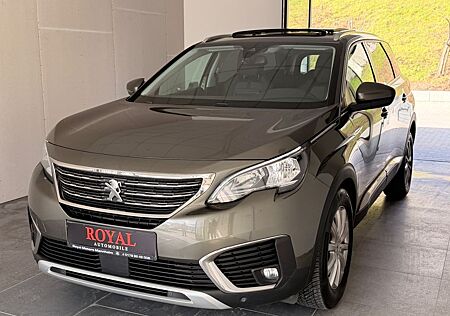Peugeot 5008 Allure-7 Sitzer-Pano-ACC-Ambiente-