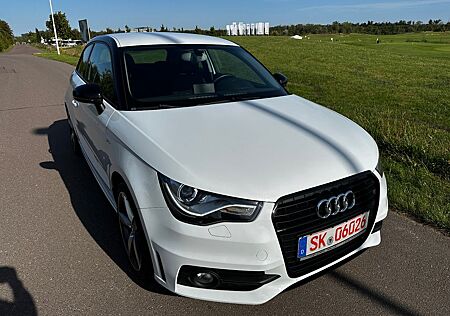 Audi A1 attraction*S-LINE*NAVI*XENON*SITZHEIZUNG*