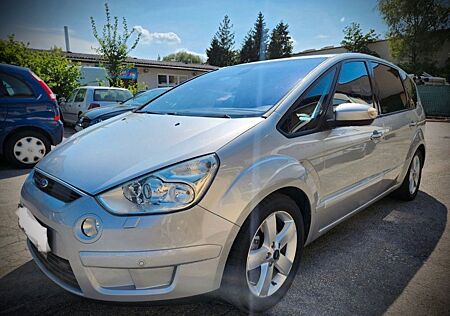 Ford S-Max 2,3 Titanium, Automatik, Panorama