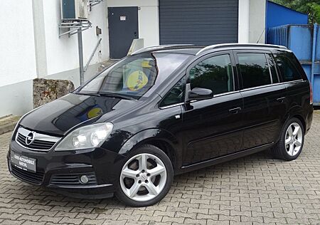 Opel Zafira B Edition AHK/7Sitzer/8fach bereift