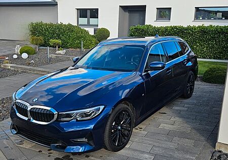BMW 330i Touring Sport Line M