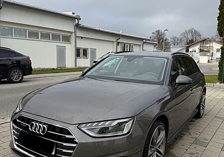 Audi A4 40 TFSI S tronic advanced quattro Avant
