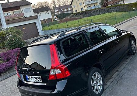 Volvo V70 2.4D Momentum