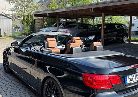 BMW 318i Cabrio 2010 125.000 km TOP