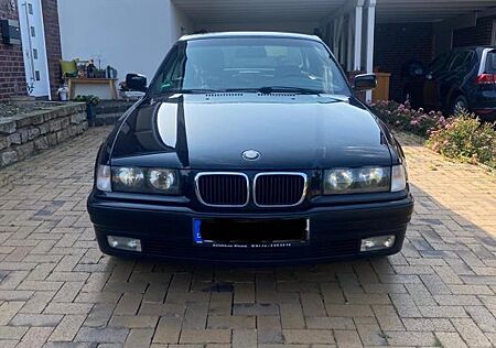 BMW 318i E36 Cabrio