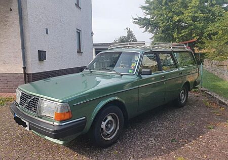 Volvo 245