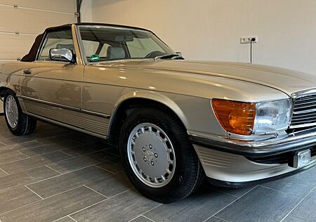 Mercedes-Benz SL 500 in Top Zustand, mit Lorinser Felgen