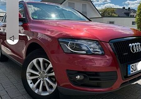 Audi Q5 2.0 TDI DPF S tronic quattro -