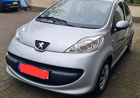 Peugeot 107 Filou 70 Filou
