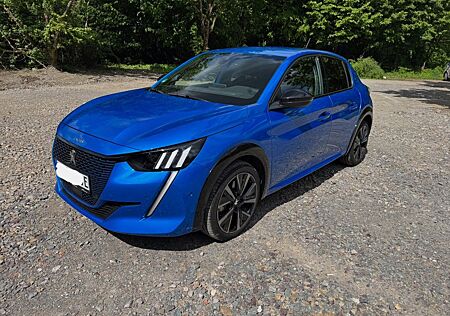 Peugeot e-208 GT 136 11kW-OBC+SHZ+ACC+LED+NAV