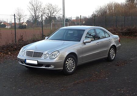 Mercedes-Benz E 240 CLASSIC Classic