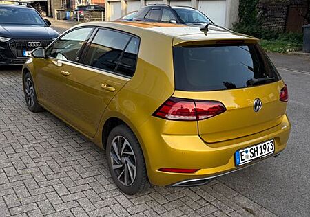 VW Golf Volkswagen 1.0 TSI Sound Sound