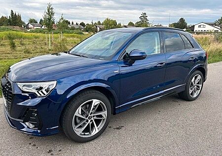 Audi Q3 35 TFSI S tronic S line 19´,AHK, LED+, Black