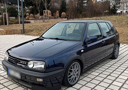 VW Golf Volkswagen 2.0 GTI GTI