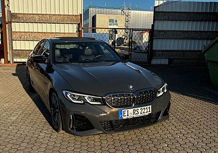 BMW 340 M340i xDrive Auto -