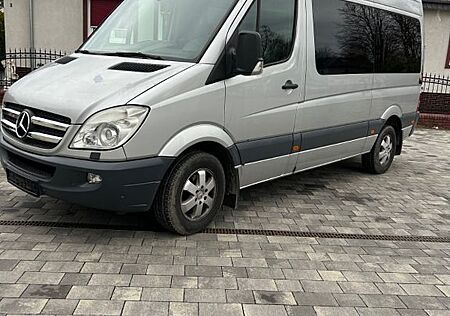 Mercedes-Benz Sprinter 318