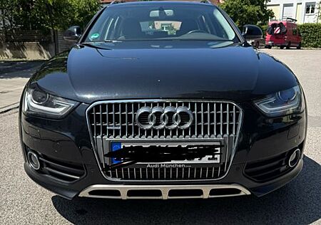 Audi A4 Allroad 3.0 TDI S tronic quattro - TÜV Neu